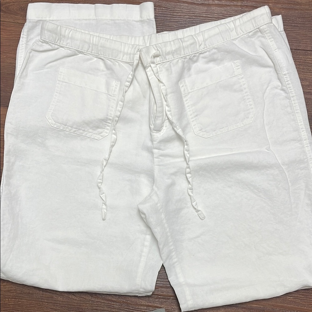 Liz Claiborne White Casual Pants